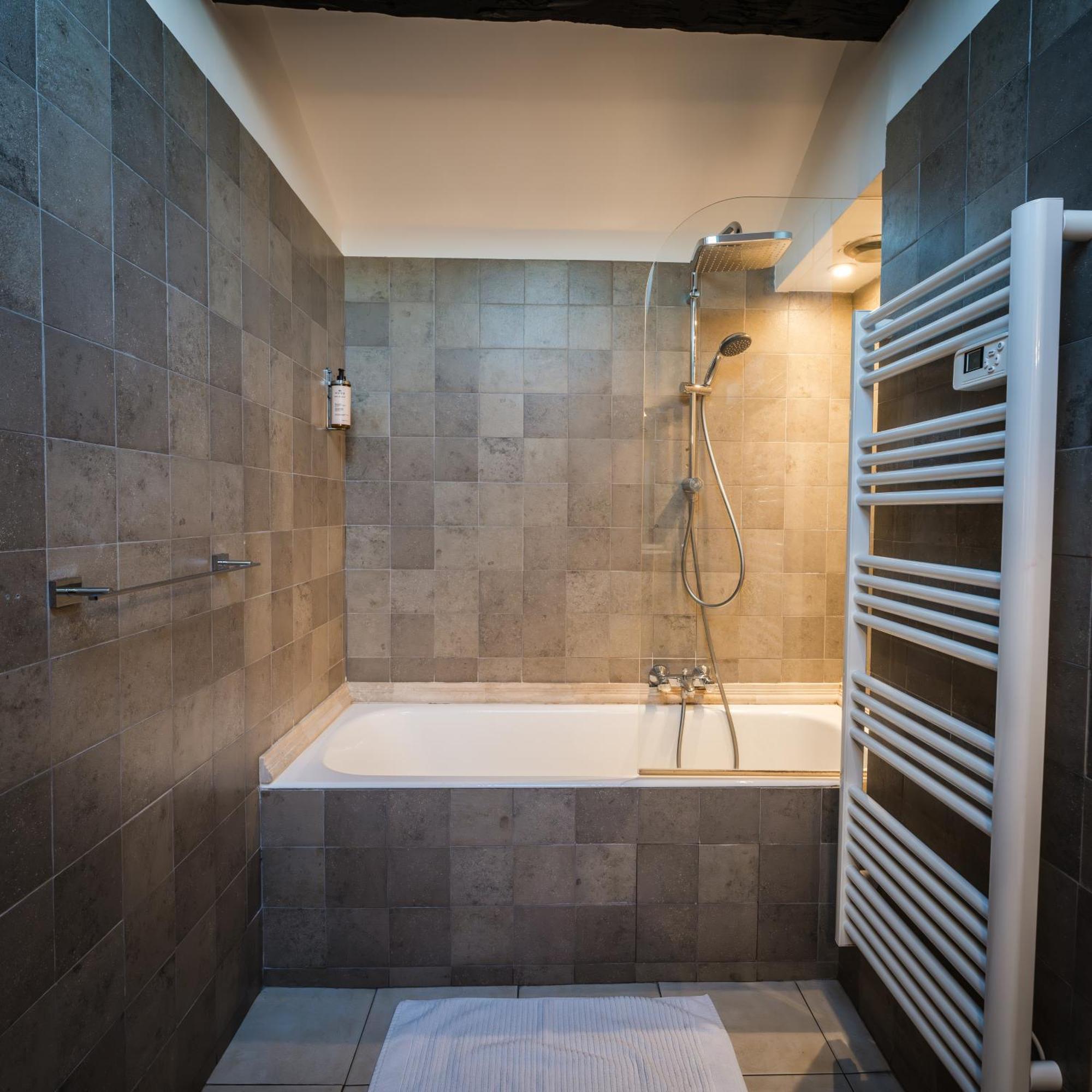 Le Grimaldi Bed & Breakfast กาญเนอ-ซูร์-แมร์ ภายนอก รูปภาพ